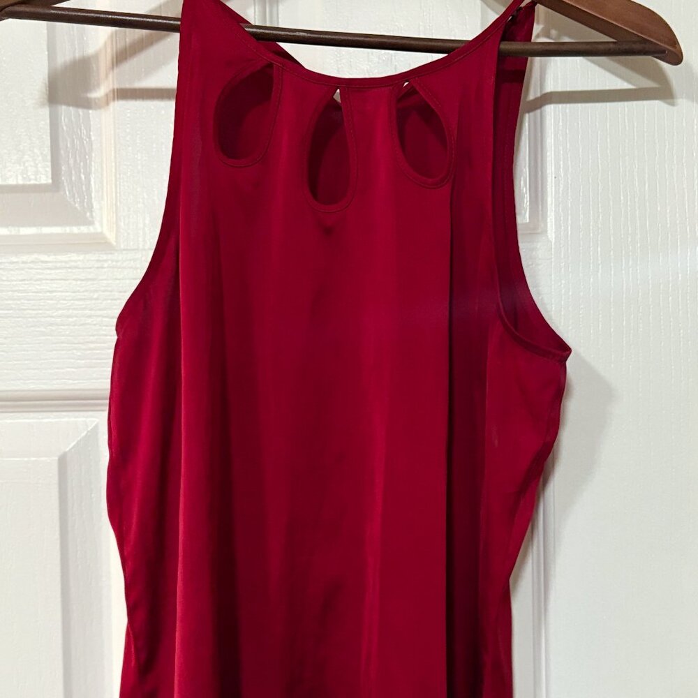 Ann Taylor Petite Red Sleeveless Blouse Keyhole Cutout - Size SP